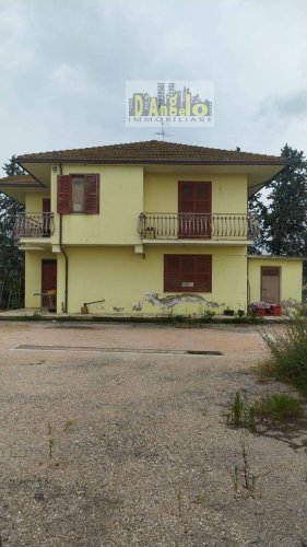 Casa independente em Offida