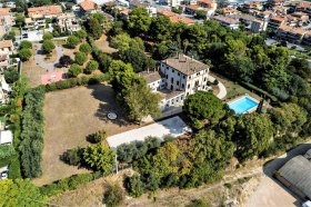 Historic house in Porto San Giorgio