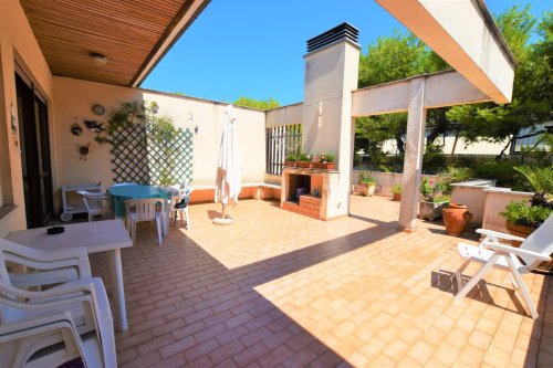 Maison jumelée à Porto San Giorgio