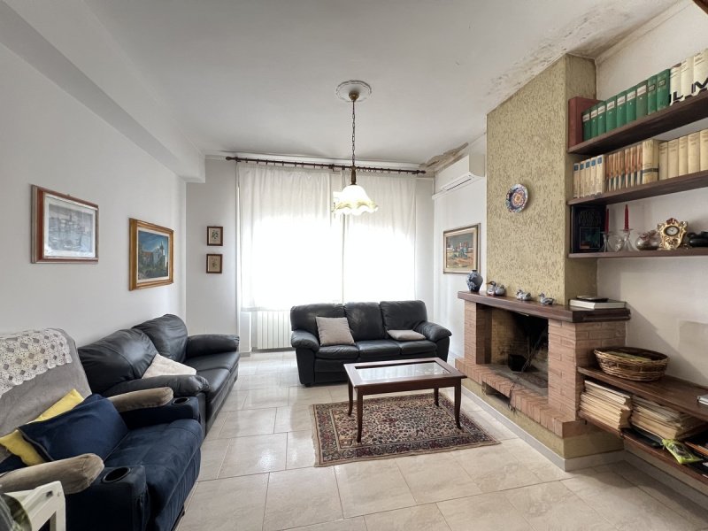 Apartamento independente em Alghero