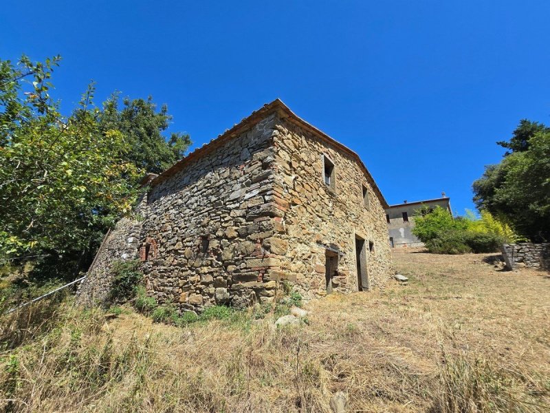 蒙特圣萨维诺农舍