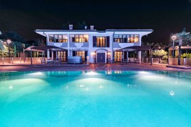 加尔达湖畔帕登盖别墅