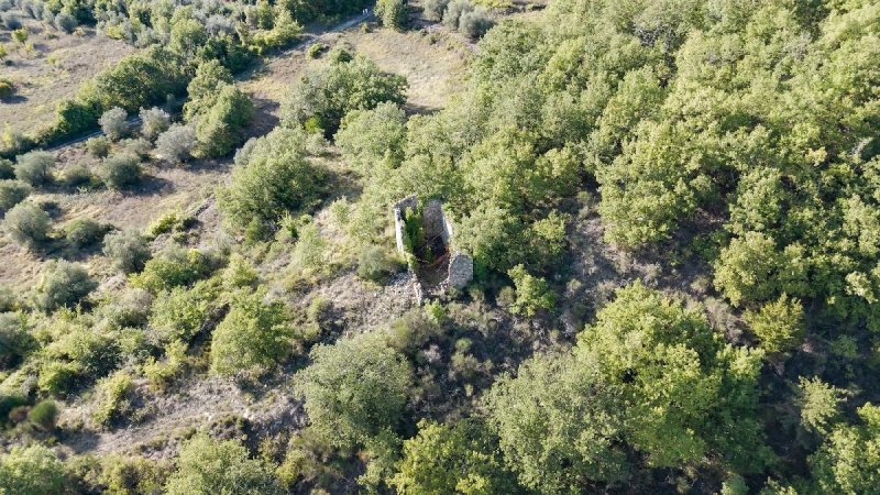 Строительный участок в Паррано