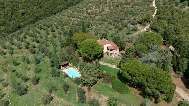 Вилла в Туоро-суль-Тразимено