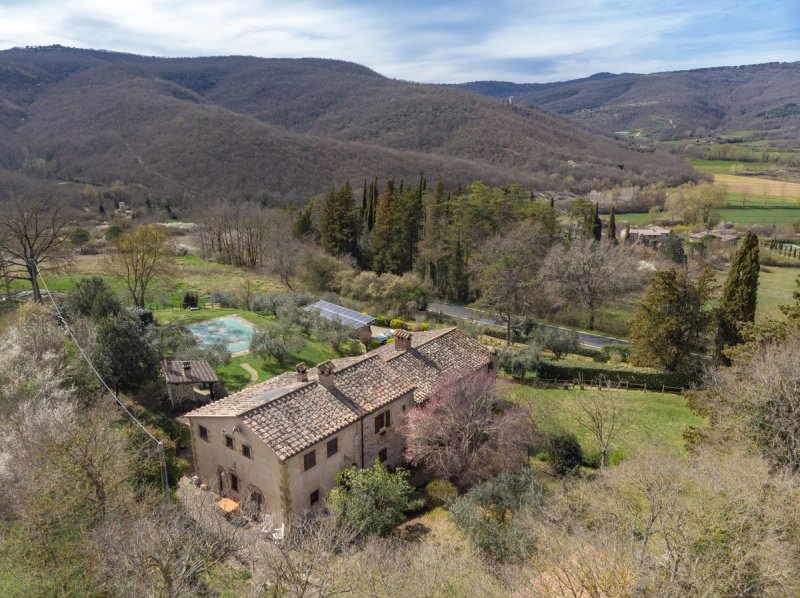 Villa a Passignano sul Trasimeno