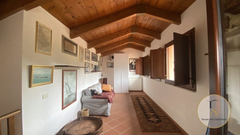 Appartamento a Cetona