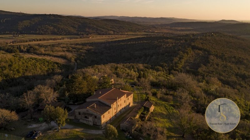 Moradia em Monteverdi Marittimo