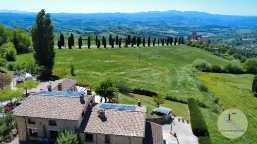 Villa in Todi