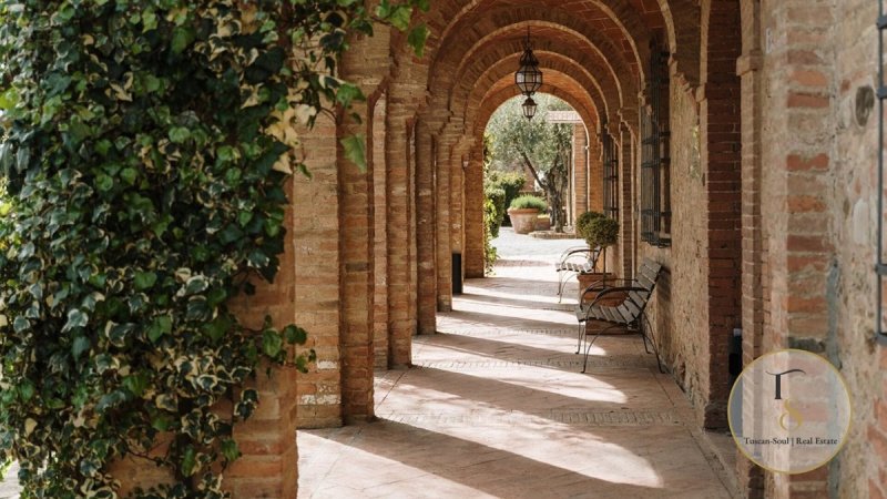 Farm in Montepulciano