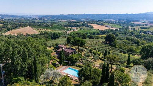 Villa in Cetona