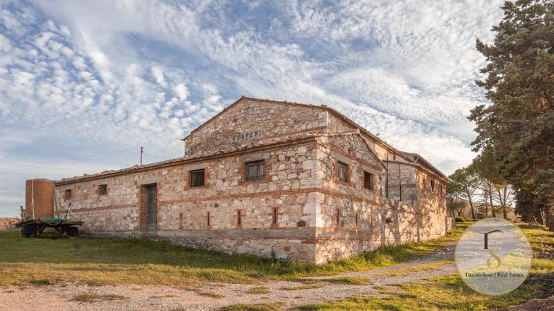 Farm in Castiglione d'Orcia