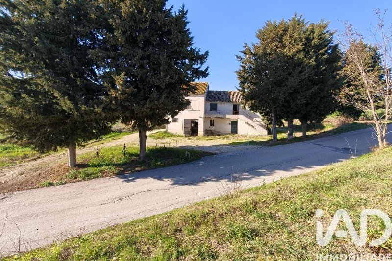Detached house in Recanati