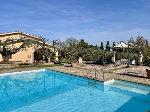 Villa à Campagnano di Roma