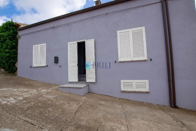 Moradia com terraço em Luras