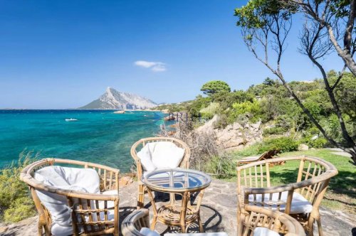 Moradia em San Teodoro