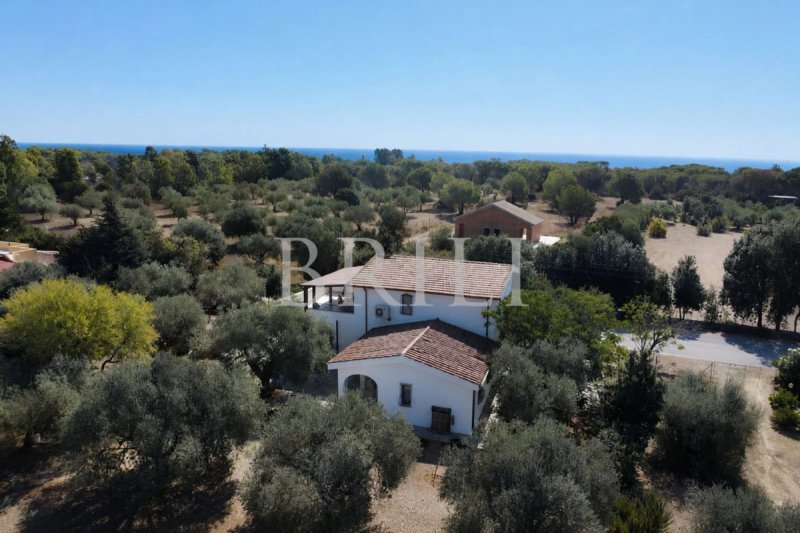 Villa a Orosei