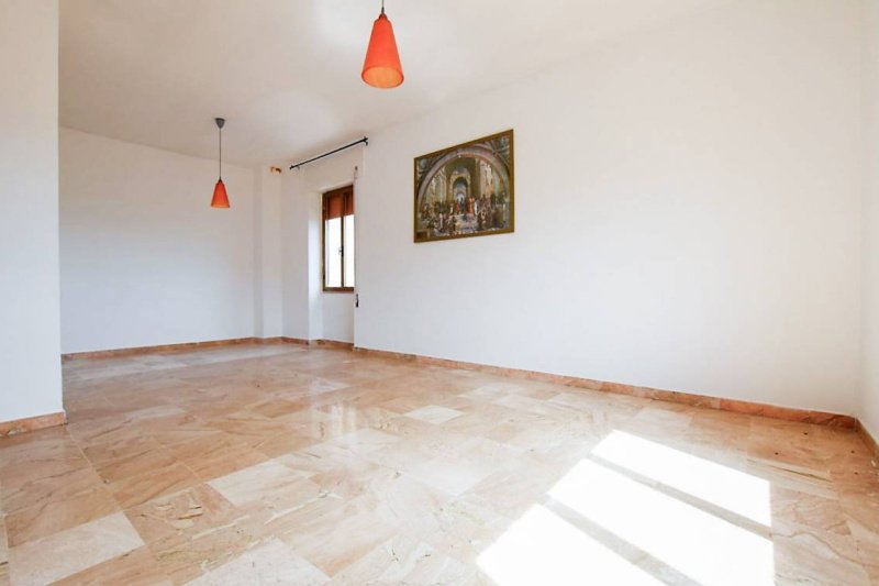 基亚拉蒙蒂公寓