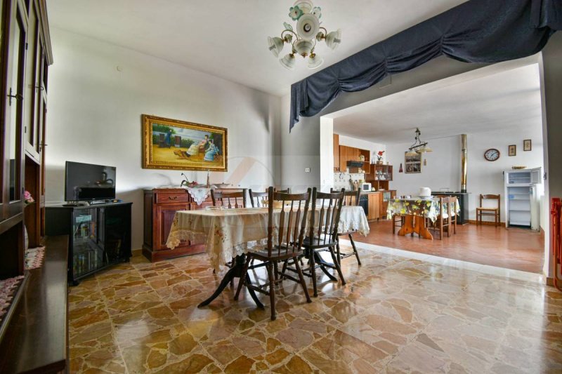 Apartamento em Domusnovas