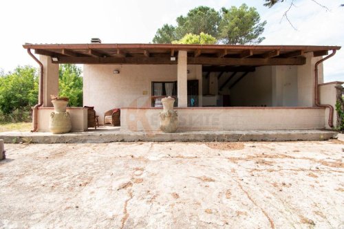 Особняк в Кодронджанос