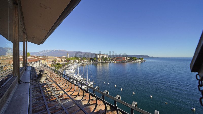 Penthouse in Toscolano-Maderno