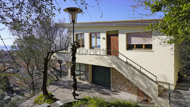 Villa in Toscolano-Maderno