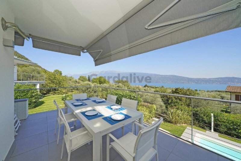 托斯科拉诺-马德尔诺公寓