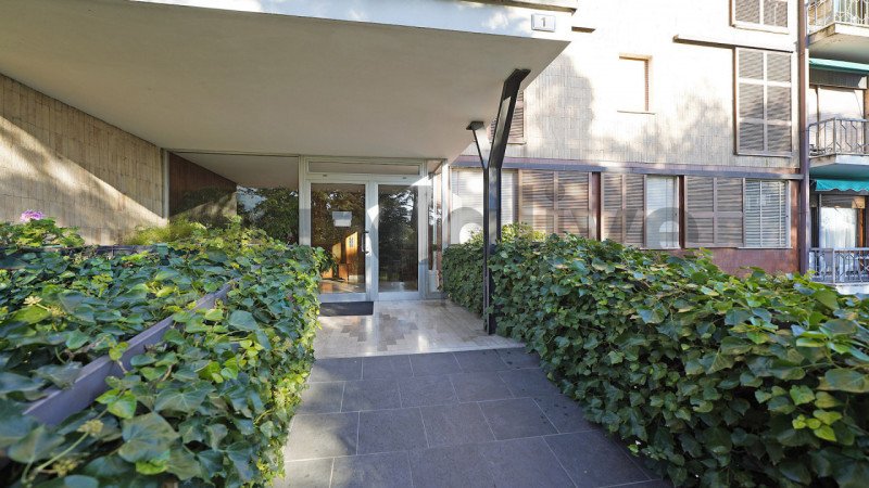 Apartment in Gardone Riviera