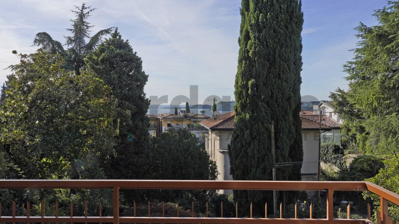 加尔多内-里维耶拉公寓