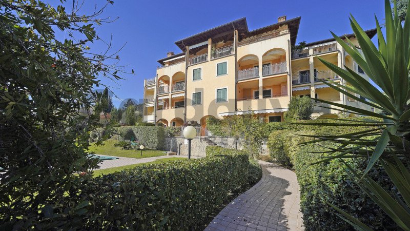 Apartment in Gardone Riviera