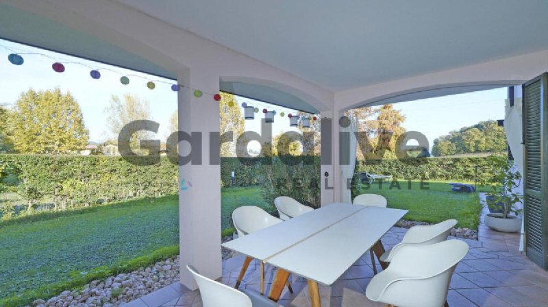 Reihenhaus in Padenghe sul Garda