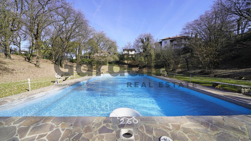 Maison à Padenghe sul Garda