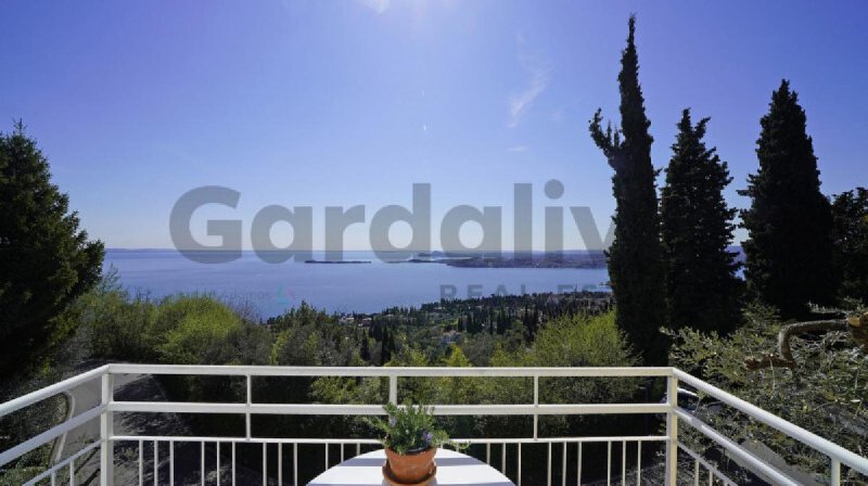 Villa à Gardone Riviera
