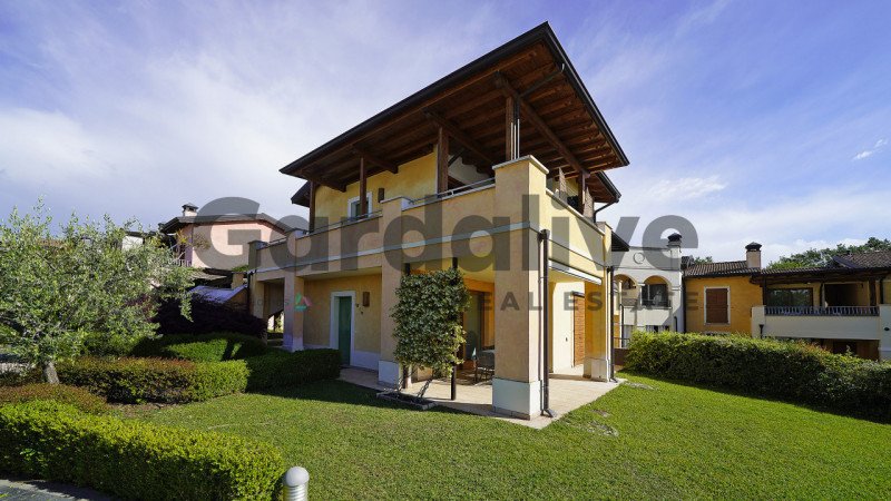 Lägenhet i Manerba del Garda