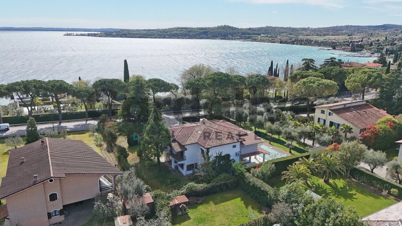 House in Padenghe sul Garda