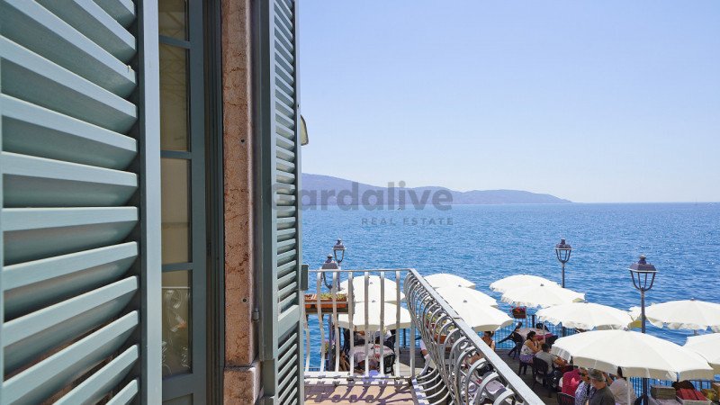 Appartement à Gargnano
