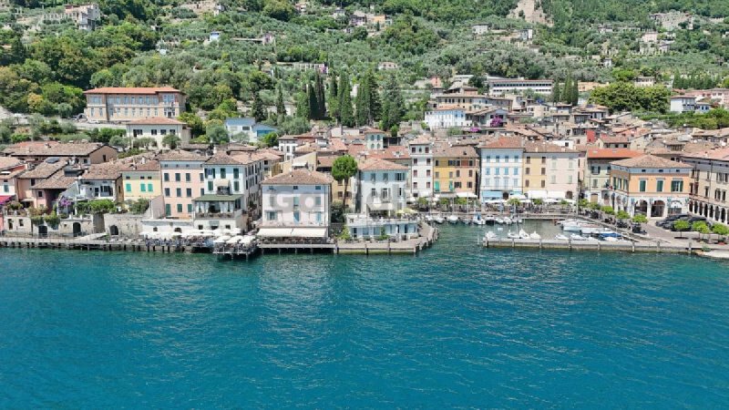 Appartement à Gargnano