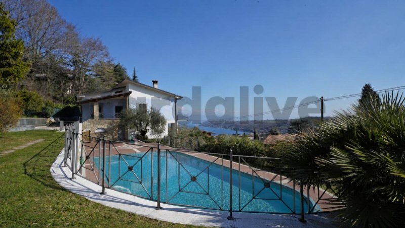 Villa à Salò