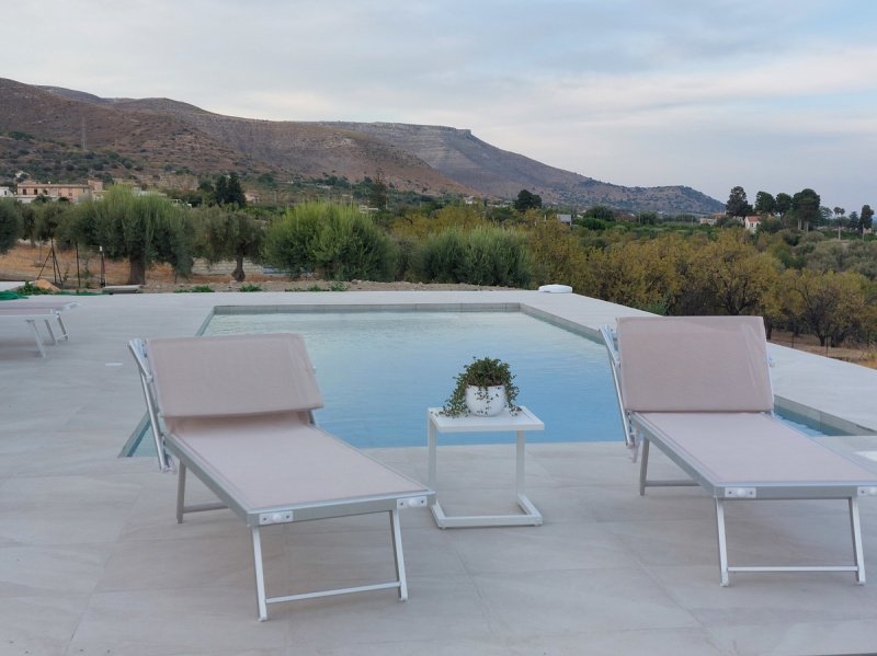 Вилла в Авола