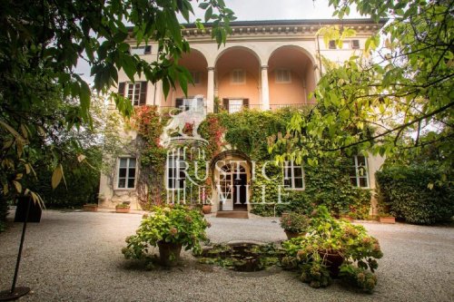 Historic house in Lucca