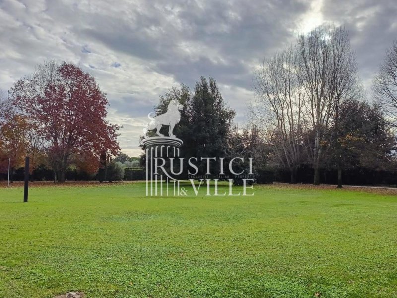 Villa in Pietrasanta