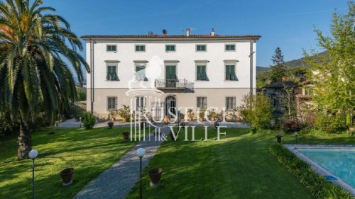 Villa in Pisa