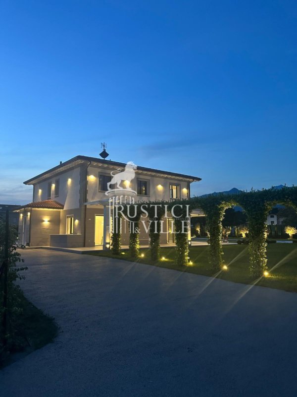 Villa in Forte dei Marmi