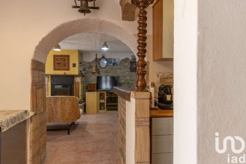 Casa de campo em Cingoli