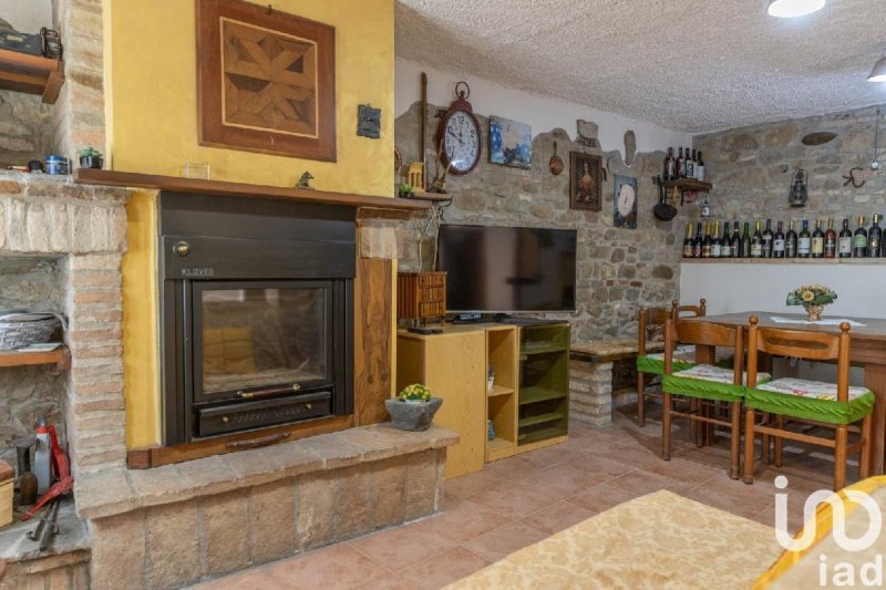 Casa de campo em Cingoli