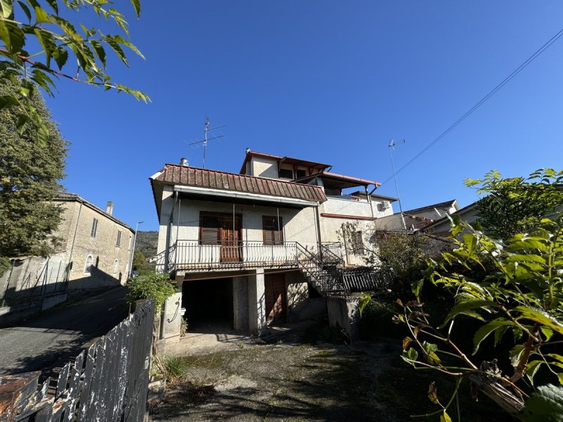 Casa em Colfelice