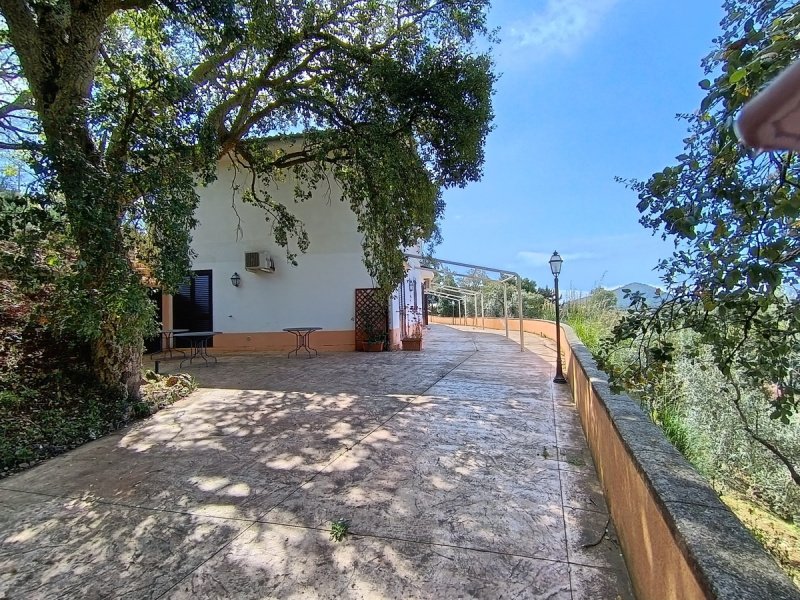 Villa in Itri
