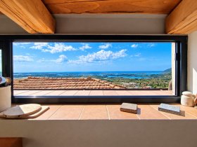 Hus från källare till tak i Monte San Biagio