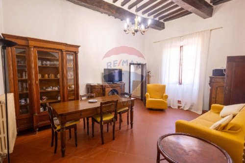 Casa geminada em Cetona