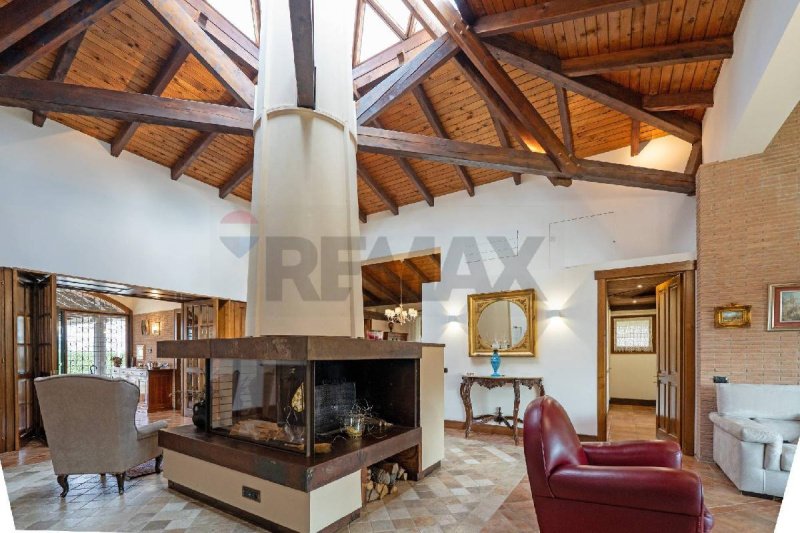 8 Bedrooms Villa for sale in Viterbo [811534] | Gate-away®