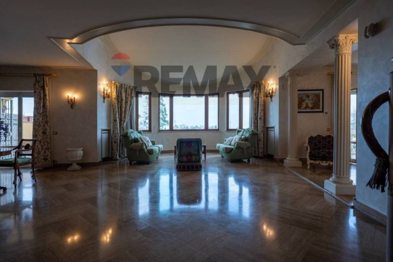 Semi-detached house in Frascati